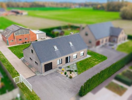                                         Villa te koop in Zerkegem, € 445.000
