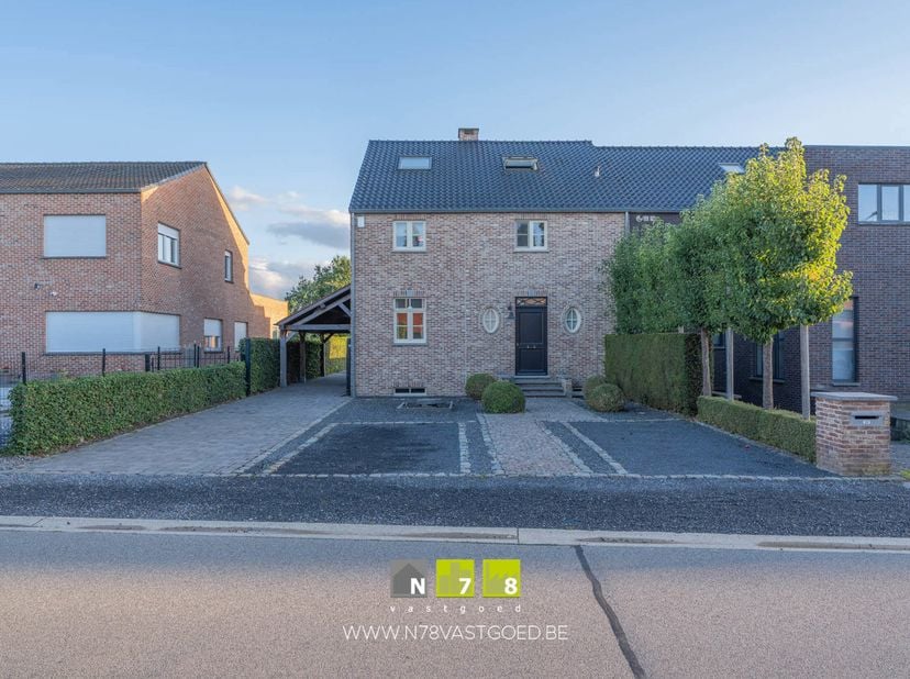 Huis te koop in Koppelstraat 23,
                    3650 Stokkem