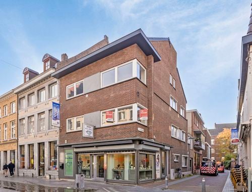                             Handelszaak te koop in Maaseik
