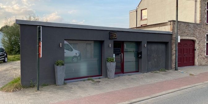 Bedrijfsvastgoed te koop in Huis ten Halve 33 bus +, 9240 Zele