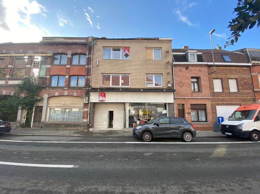 Bien professionnel à vendre à Rue de Wervicq 71,
                    7780 Comines