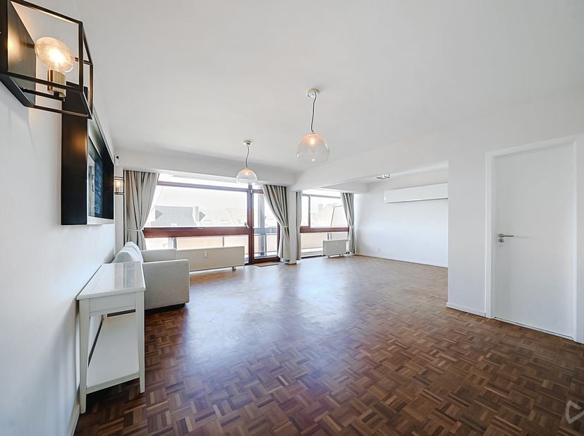 Appartement à vendre à ,
                    6000 Charleroi
