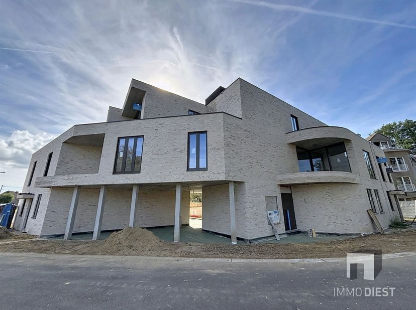 Appartement à vendre à Sint-Jozefsplein 13 boîte 9,
                    3980 Tessenderlo