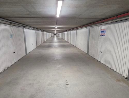                                         Kelder garage te koop in Koksijde, € 70.000
