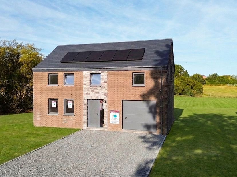 Maison à vendre à Rue du Couvent 15,
                    6927 Resteigne