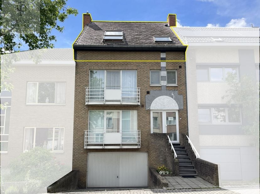 Dit super gezellige appartement situeert zich namelijk in de Hertog van Brabantlaan te Landen. "De" straat door iedereen geliefd, gezien zijn ligging