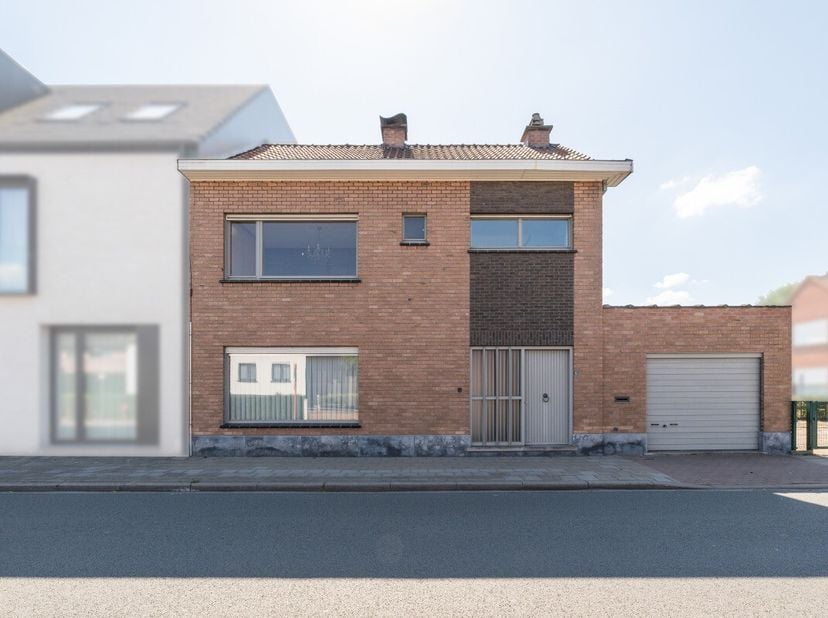 Huis te koop in Vaartstraat 82,
                    9971 Lembeke