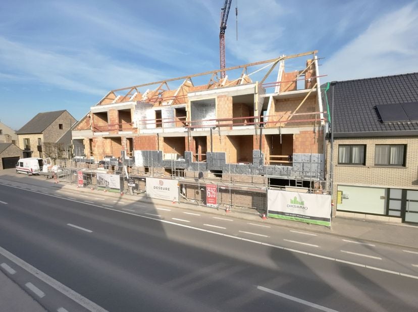 Residentie&amp;nbsp;'Jagershof', verwijzend naar de vroegere Feestzaal gelegen langs de Woumenweg (invalsweg Ieper-Diksmuide), is een unicum voor Diksmuid