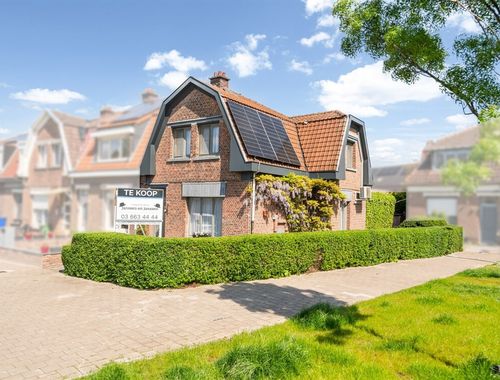                                         Maison à vendre à Hoboken, € 349.000
