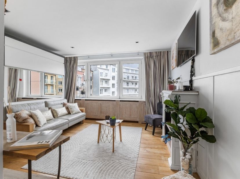 Knokke: Instapklare studio te koop gelegen in de Zoutelaan in Knokke.Ontdek deze charmante, instapklare studio gelegen op een uitstekende locatie in K