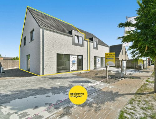                                         Maison à vendre à Gistel, € 395.000
