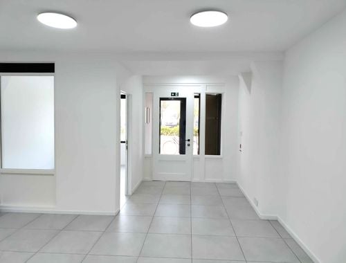                                         Rez-de-chaussée commercial à vendre à Bredene, € 176.000
