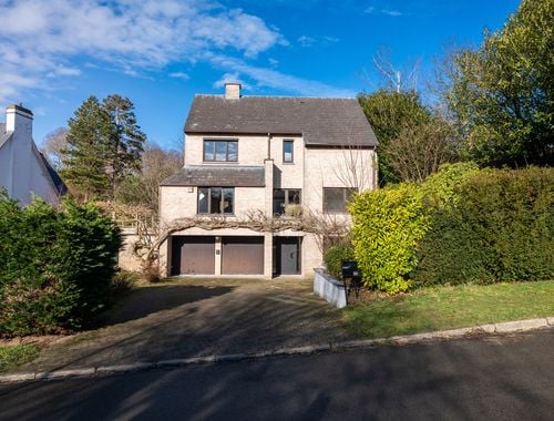                                         Villa te koop in Sint-Genesius-Rode, € 845.000
