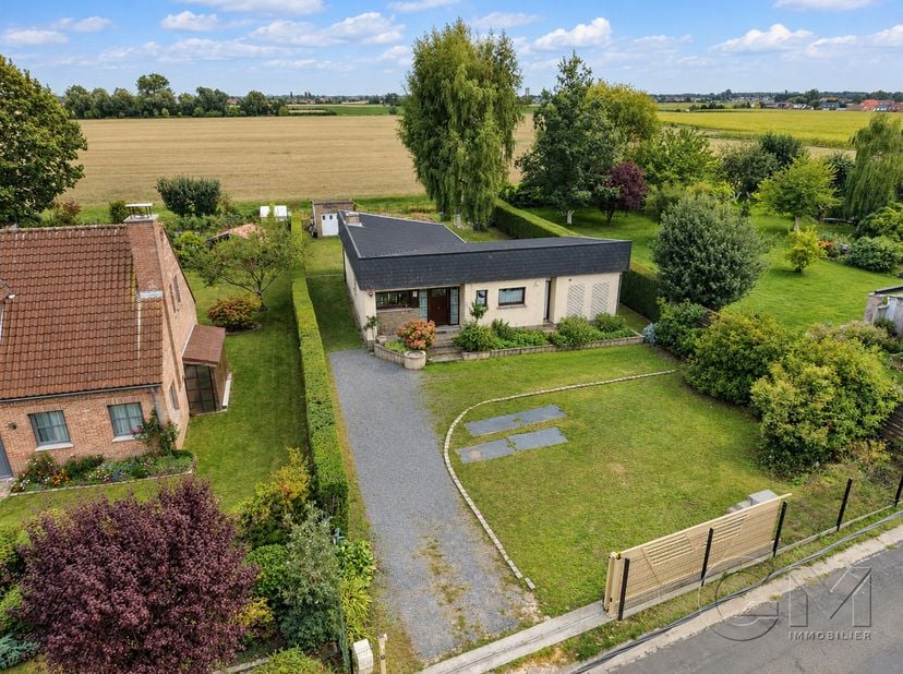 Huis te koop in ,
                    7730 Leers-Nord