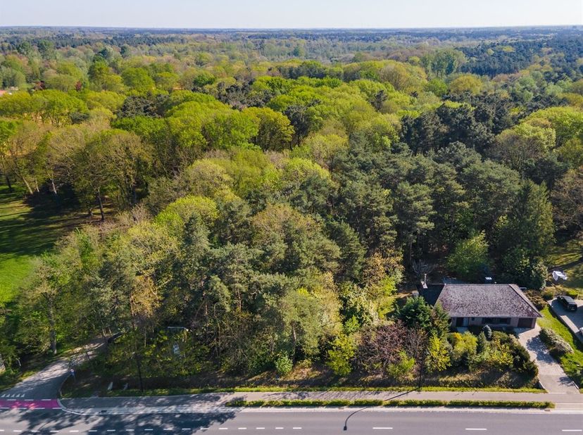 Terrain à vendre
                    à 2450 Meerhout