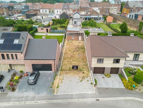                                         Terrain à bâtir à vendre à La Louvière, € 69.999
