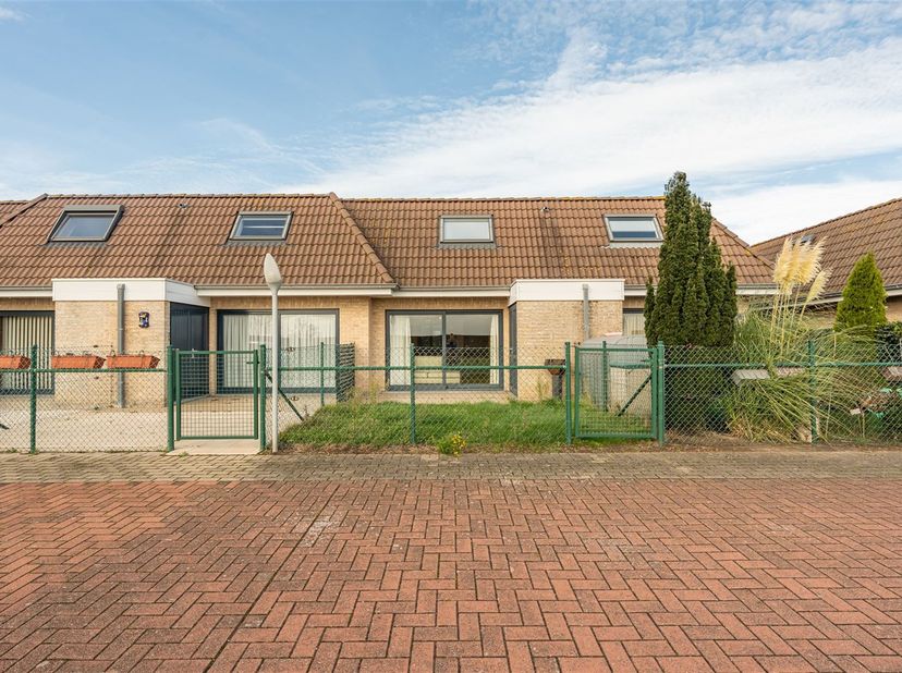 À vendre : Maison de vacances à Middelkerke avec place de parking<br />
Évadez-vous vers la côte dans cette charmante maison de vacances offrant tout