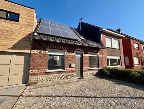                                        Woning te huur in Ardooie, € 815
