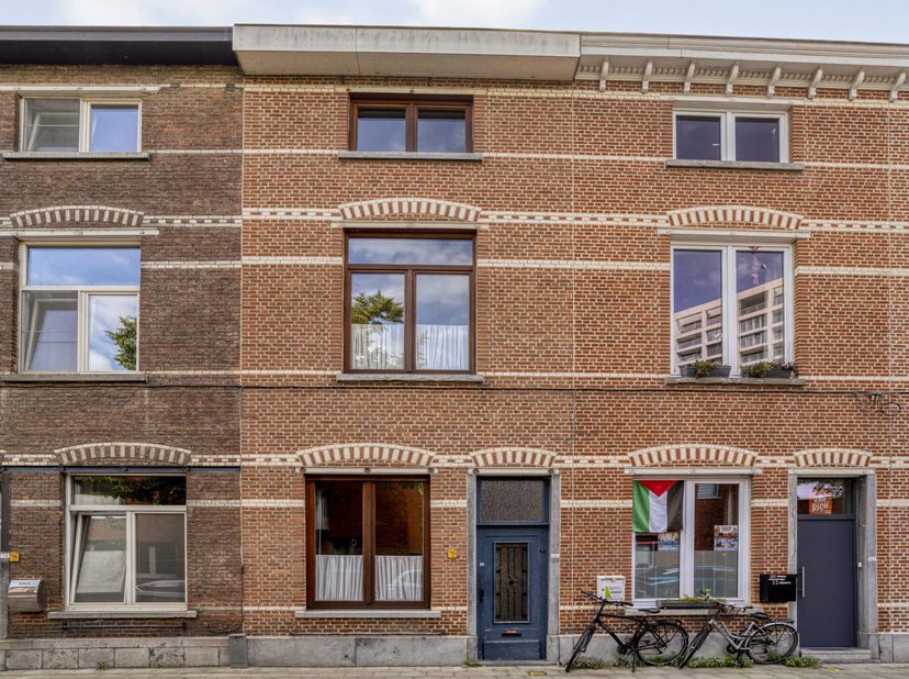 Huis te koop in J.P. Minckelersstraat 121,
                    3000 Leuven