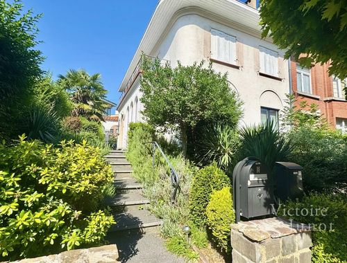                                         Woning te huur in Ukkel, € 2.650
