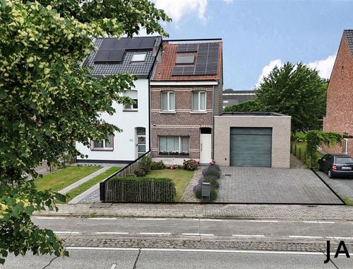                                         Woning te koop in Aartselaar, € 535.000
