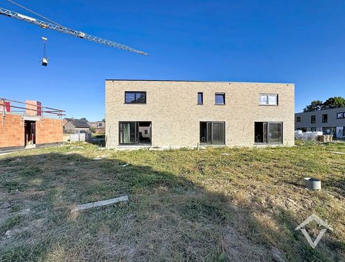                                         Woning te huur in Proven, € 925
