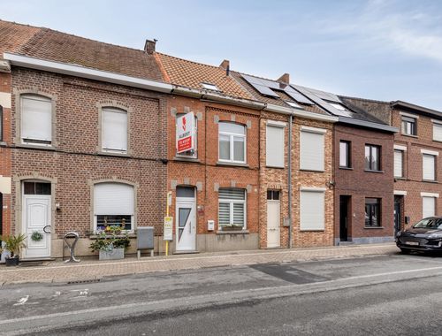                                        Maison à vendre à Onkerzele, € 298.000
