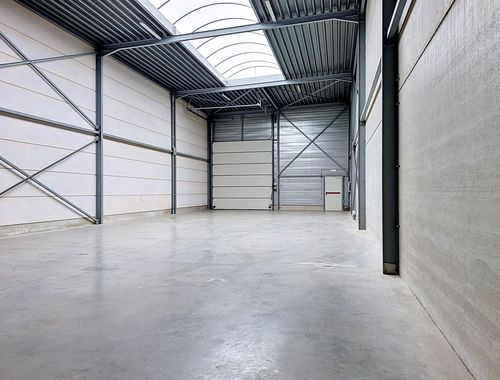                                         Entrepôt à vendre à Willebroek, € 485.000

