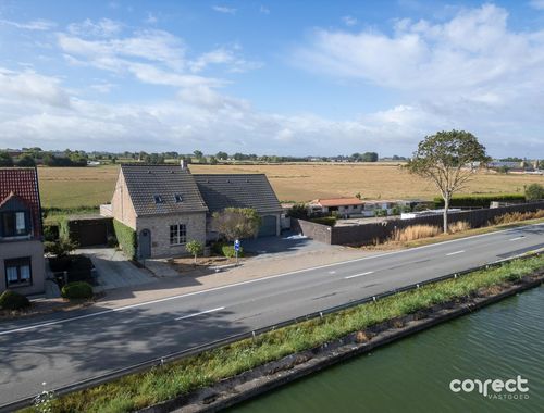                                         Maison à vendre à Leffinge, € 429.000
