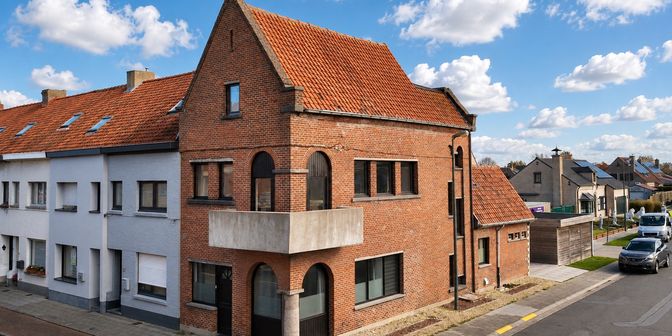 Huis te koop in Burgemeester Lionel Pussemierstraat 35 bus ., 9900 Eeklo