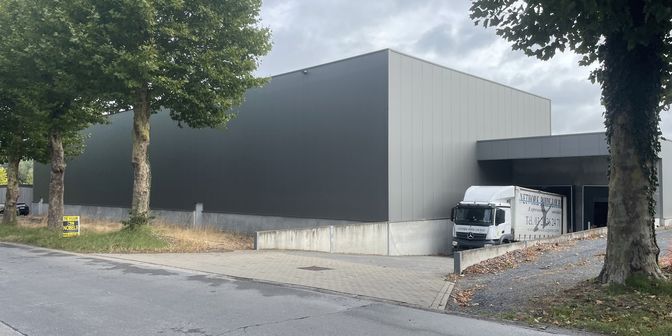 Bien professionnel à louer à Ninoofsesteenweg 543, 9600 Renaix