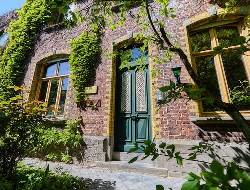                                         Maison de maître à vendre à Beveren, € 625.000
