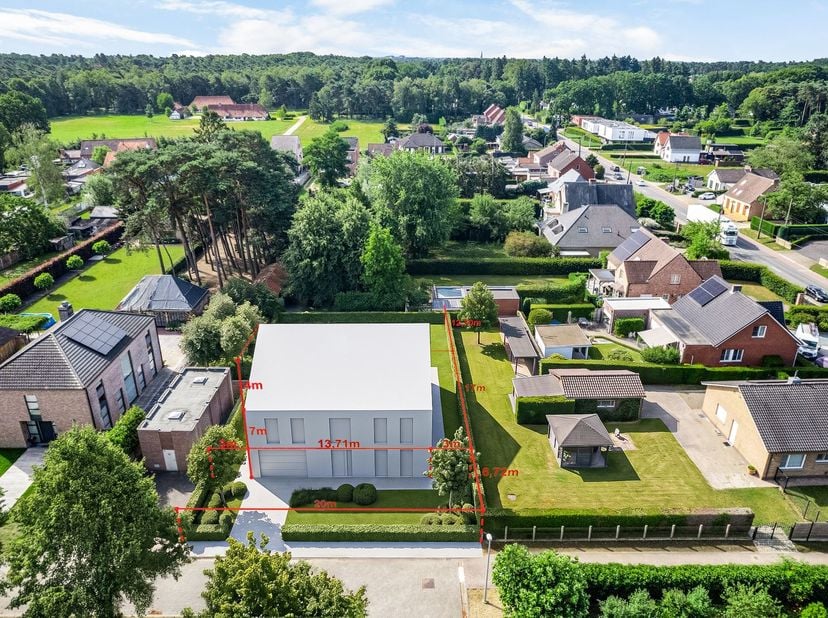 Prachtig perceel bouwgrond op Noord-Dauwenland. Zeer rustig en groen gelegen in een doodlopende straat. Een oppervlakte van 819 m² en perceelsbreedte
