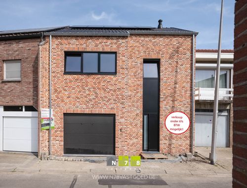                                         Maison à vendre à Dilsen-Stokkem, € 398.000
