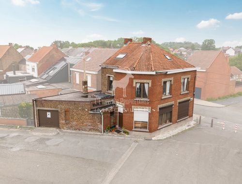                                         Gemengd gebruik te koop in Paturages, € 249.999
