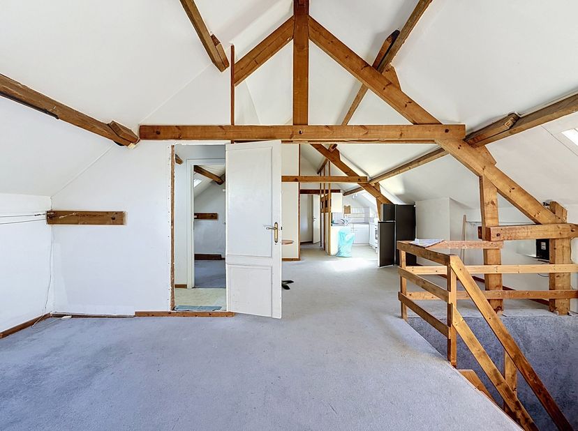 Appartement te koop in ,
                    1180 Ukkel