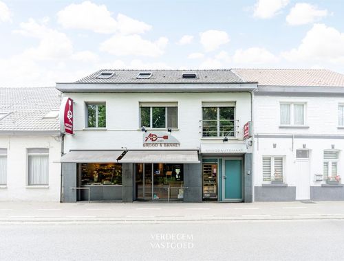                                         Bâtiment commercial à vendre à Evergem, € 449.000

