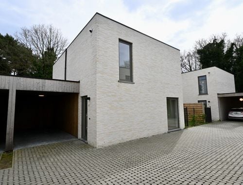                                         Maison unifamiliale à louer à Nijlen, € 1.500
