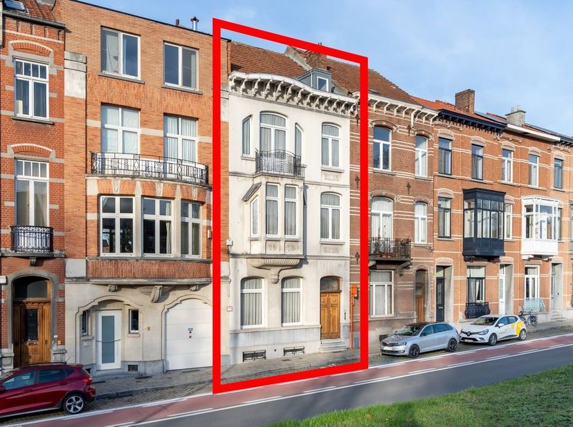 Huis te koop in Naamsevest 124,
                    3000 Leuven