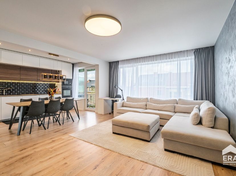 Appartement te koop in Platanenlaan 34 bus 5,
                    1600 Sint-Pieters-Leeuw