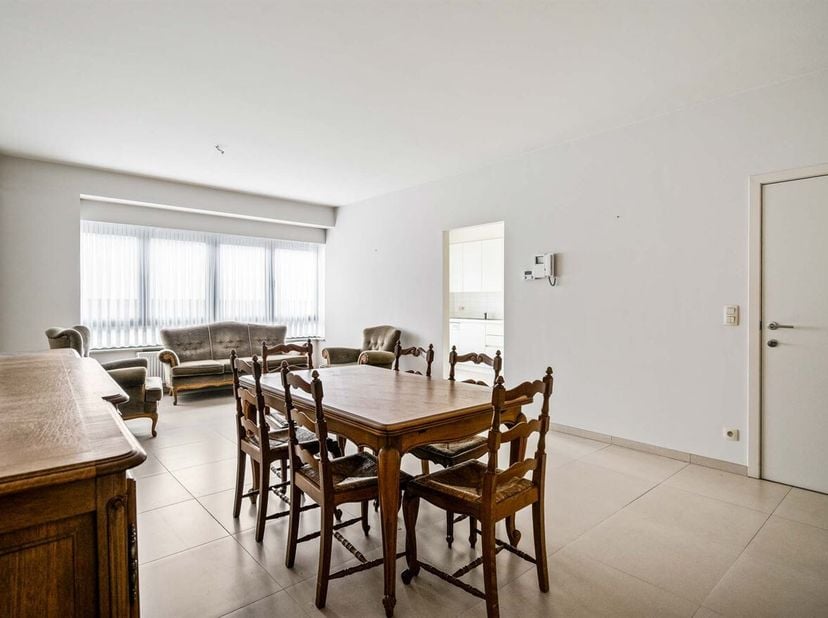 Appartement de 2 chambres, prêt à emménager et économe en énergie, situé en centre-ville<br />
L'appartement se trouve dans une petite résidence dont