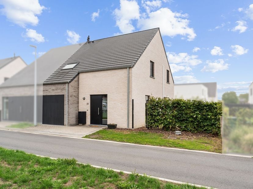 Huis te koop in De Pleyne 20,
                    8210 Zedelgem
