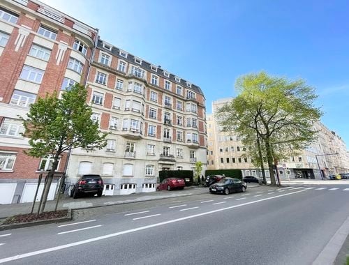                                         Appartement te huur in Sint-Lambrechts-Woluwe, € 2.600
