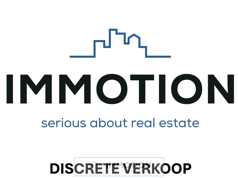 Verhuurd handelsgelijkvloers met een oppervlakte van 207 m2 aan de Veemarkt te Kortrijk in residentie Langhemeere. Kwalitatieve huurder met een rendem