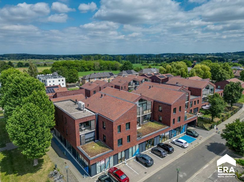 Te koop: recent appartement met 2 slaapkamers en 2 terrassen, net buiten het centrum van DiestVoor meer informatie ga naar https://www.era.be/nl/te-ko