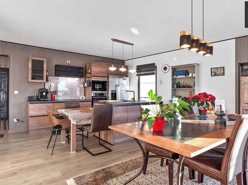 Unique Properties verkoopt dit instapklaar nieuwbouwappartement met zuidgericht terras in hartje Scherpenheuvel<br />
Op een gunstige ligging in de Di