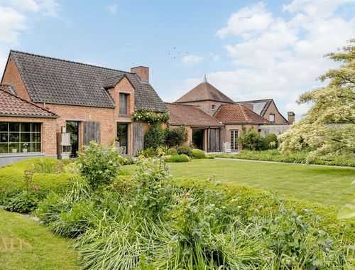                                         Fermette à vendre à Buggenhout, € 1.349.000
