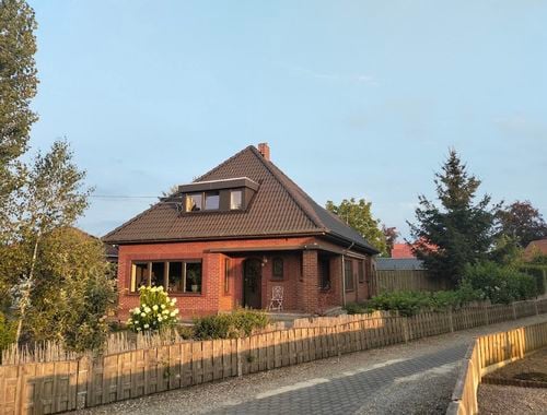                                         Woning te koop in Neeroeteren, € 349.000
