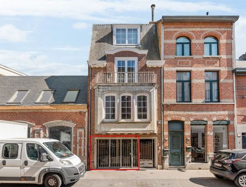                                         Handelsgelijkvloers te koop in Lier, € 99.000
