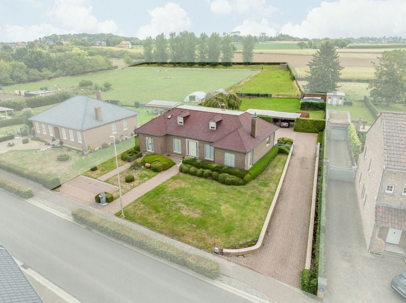 Huis te koop in Bammestraat 36,
                    3740 Rijkhoven